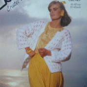 ROBIN KNITTING PATTERN LEAFLET14245