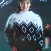 ROBIN KNITTING PATTERN LEAFLET14523