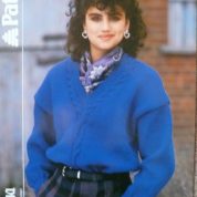 PATONS DIPLOMA CHUNKY KNITTING PATTERN 3202 V NECK SWEATER WITH CABLE DETAIL