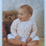 WENDY PETER PAN KNITTING PATTERN LEAFLET P692 4 PLY BABY’S STRIPED BOLERO