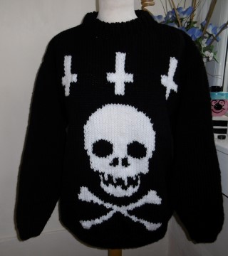 #gothic #knitwear #bexknitwear